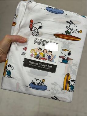 Berkshire Blanket Peanuts White Snoopy Queen Sheet Set